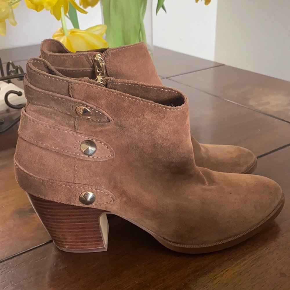 Ankle booties